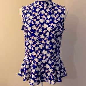 Banana Republic women’s blue multi floral ruffed hem top/blouse sleeveless S
